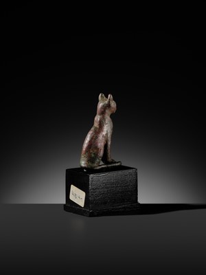 Lot 36 - A FINE BRONZE STATUE OF A CAT, BASTET, LATE PERIOD