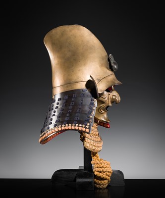Lot 100 - A GOLD-LACQUERED IRON EBOSHI-NARI KABUTO AND RESSEI MENPO