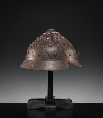 Lot 99 - A RARE IRON AWABI-NARI UCHIDASHI KAWARI KABUTO