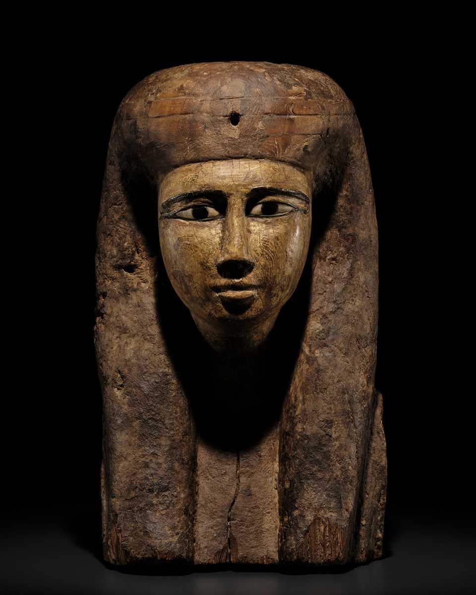 Lot 13 - A FINE BRONZE- AND GLASS-INLAID GILT-WOOD BUST OF A GODDESS, POSSIBLY ISIS, LATE PERIOD