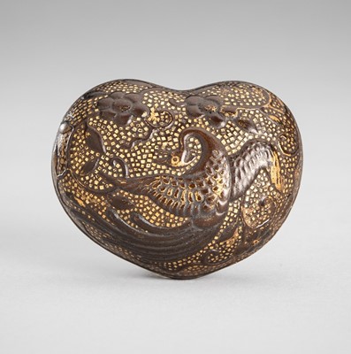 Lot 1742 - AN UNUSUAL LACQUERED HAKO NETSUKE DEPICTING A PHOENIX