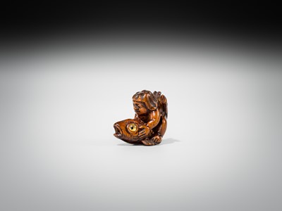 Lot 426 - AN AMUSING INLAID WOOD NETSUKE OF ONIWAKAMARU STRUGGLING WITH THE GIANT CARP
