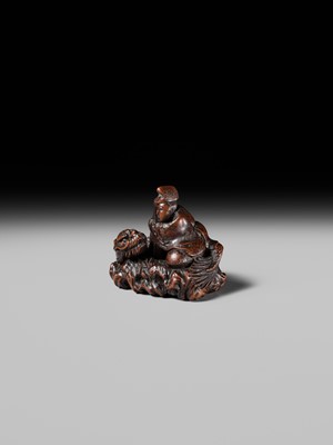 Lot 176 - MASAKAZU: A FINE NAGOYA SCHOOL WOOD NETSUKE DEPICTING TAIRA NO TSUNEMASA PLAYING THE BIWA