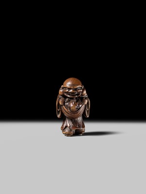Lot 129 - AN EARLY OSAKA SCHOOL WOOD NETSUKE OF HOTEI AND A KARAKO