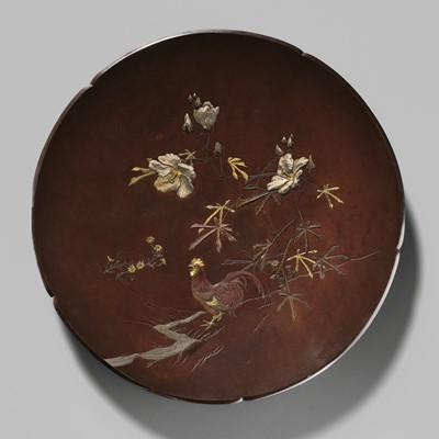 Lot 17 - NOGAWA: A FINE INLAID BRONZE LOBED DISH WITH COCKEREL AND HIBISCUS