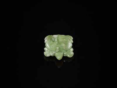 Lot 408 - A PALE GREEN JADE TURTLE, NEOLITHIC PERIOD, HONGSHAN CULTURE