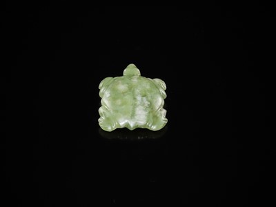 Lot 408 - A PALE GREEN JADE TURTLE, NEOLITHIC PERIOD, HONGSHAN CULTURE