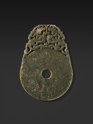 Lot 124 - AN EXCEPTIONALLY RARE AND LARGE DARK GREEN JADE ‘CHILONG’ DISK, ROYAL BI, HAN DYNASTY