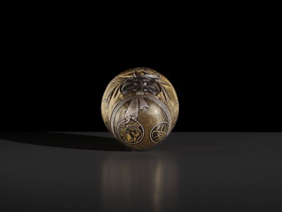 Lot 22 - A KOMAI STYLE INLAID IRON ‘DARUMA DOLL’ BOX AND COVER