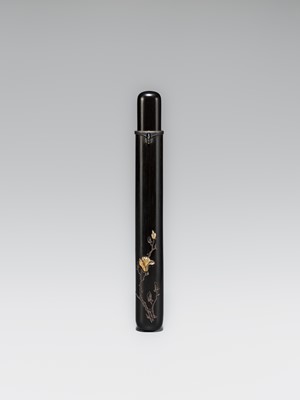 KAITO: A FINE GOLD-INLAID EBONY WOOD KISERUZUTSU (PIPE CASE) WITH MAGNOLIA