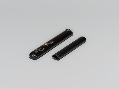 KAITO: A FINE GOLD-INLAID EBONY WOOD KISERUZUTSU (PIPE CASE) WITH MAGNOLIA