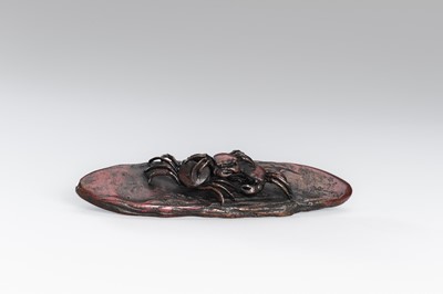 Lot 1544 - A SIGNED BRONZE OKIMONO OF CRABS