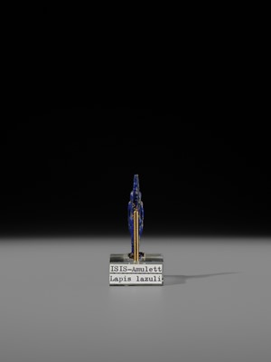 Lot 59 - A RARE LAPIS LAZULI FIGURE OF ISIS, LATE PERIOD, 664-332 BC