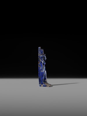 Lot 59 - A RARE LAPIS LAZULI FIGURE OF ISIS, LATE PERIOD, 664-332 BC