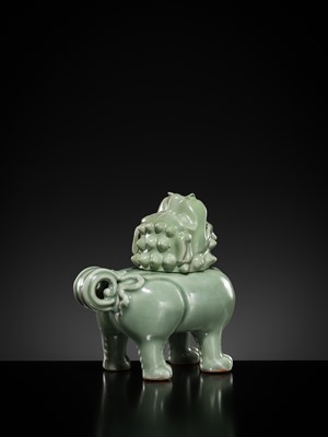 Lot 508 - A RARE LONGQUAN CELADON ‘LUDUAN’ CENSER AND COVER, LATE MING DYNASTY