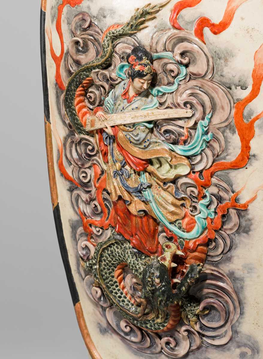 Lot 206 - A LARGE KOZAN STYLE RELIEF-MOLDED ENAMELED EARTHENWARE VASE