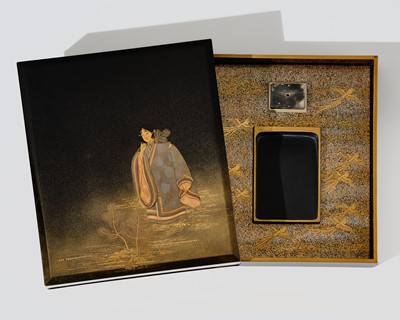 Lot 233 - SUIGETSU: A FINE ‘ANCIENT SPRING OF THE NEW YEAR’ LACQUER SUZURIBAKO (WRITING BOX)