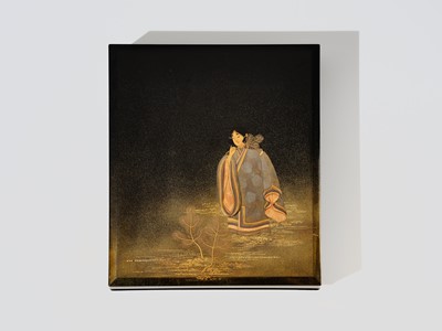 Lot 233 - SUIGETSU: A FINE ‘ANCIENT SPRING OF THE NEW YEAR’ LACQUER SUZURIBAKO (WRITING BOX)