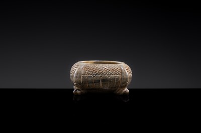 Lot 30 - A CARVED ZOOMORPHIC STEATITE BOWL, FIVE DYNASTIES PERIOD