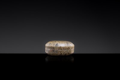 Lot 31 - A SMALL STEATITE PASTE BOX AND COVER, TANG DYNASTY