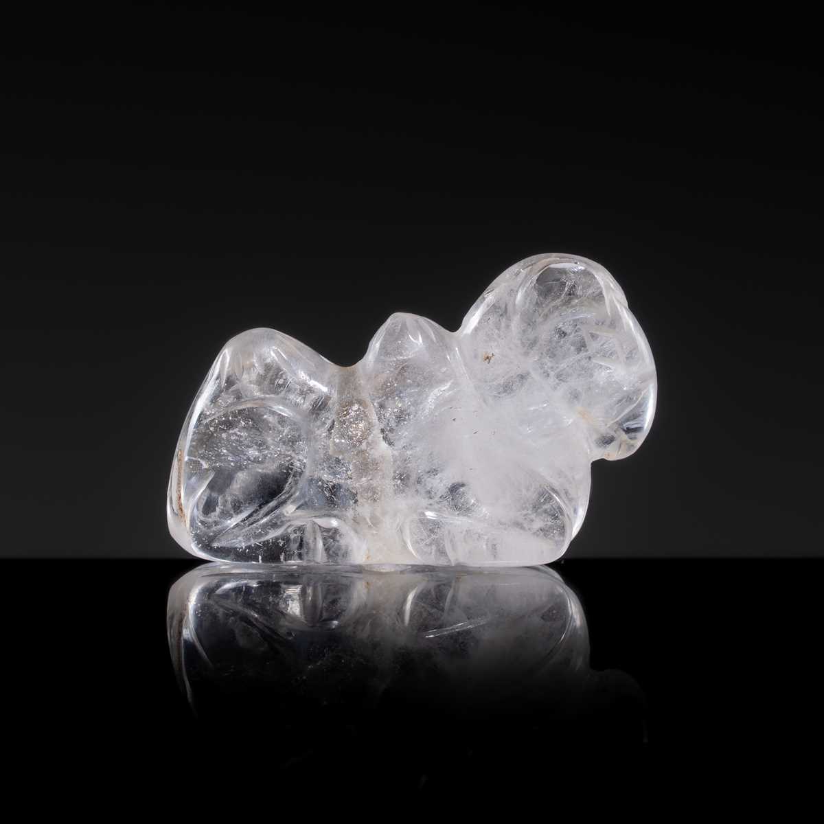 Lot 26 - A FINE ROCK CRYSTAL ‘RECLINING CAMEL’ PENDANT, LIAO DYNASTY