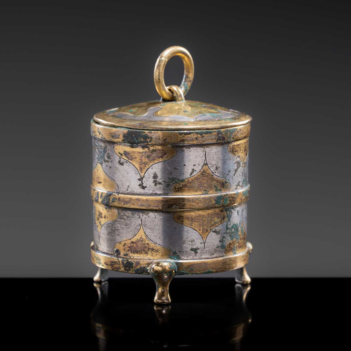 Lot 3 - A GILDED AND SILVERED BRONZE BOX AND COVER, LIAN, HAN DYNASTY