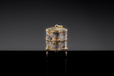 Lot 3 - A GILDED AND SILVERED BRONZE BOX AND COVER, LIAN, HAN DYNASTY