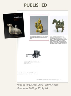 Lot 2 - A SMALL GILT BRONZE FIGURE OF A STORYTELLER, WESTERN HAN DYNASTY