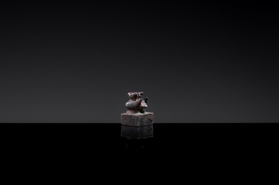 TWO FIGURATIVE BRONZE SEALS, WESTERN HAN TO WESTERN JIN DYNASTY