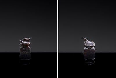 TWO FIGURATIVE BRONZE SEALS, WESTERN HAN TO WESTERN JIN DYNASTY