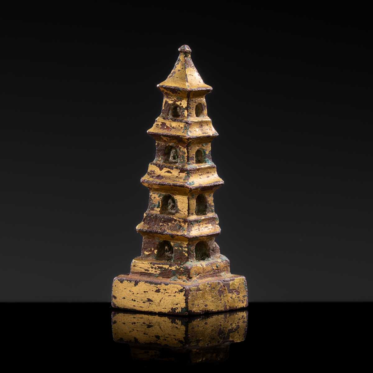 Lot 9 - A RARE GILT-BRONZE ‘PAGODA’ SEAL, THREE KINGDOMS PERIOD - TANG DYNASTY