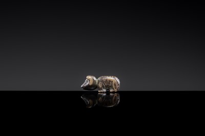 Lot 17 - A BRONZE MINIATURE FIGURE OF A WILD BEAST, SONG TO MING DYNASTY