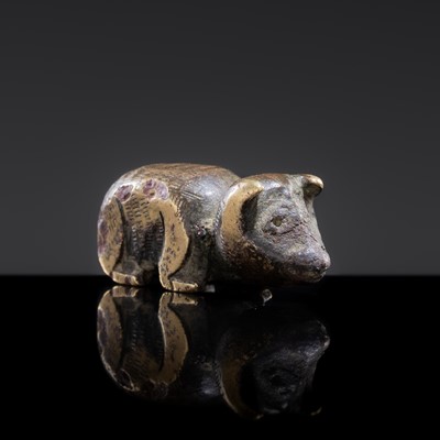 Lot 17 - A BRONZE MINIATURE FIGURE OF A WILD BEAST, SONG TO MING DYNASTY