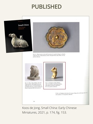 Lot 61 - A CHARMING DINGYAO STONEWARE FIGURE OF A MONGOOSE, EARLY SONG DYNASTY