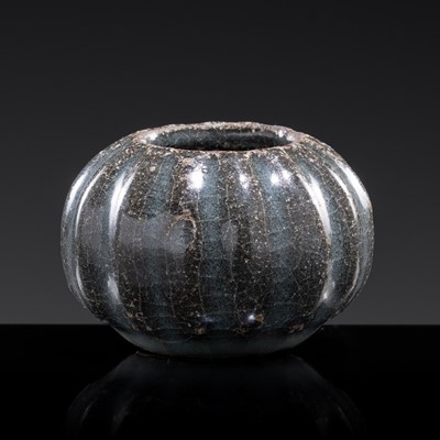 Lot 126 - A SMALL GRAYISH-BLUE GLAZED WATERPOT, YUAN TO MING DYNASTY