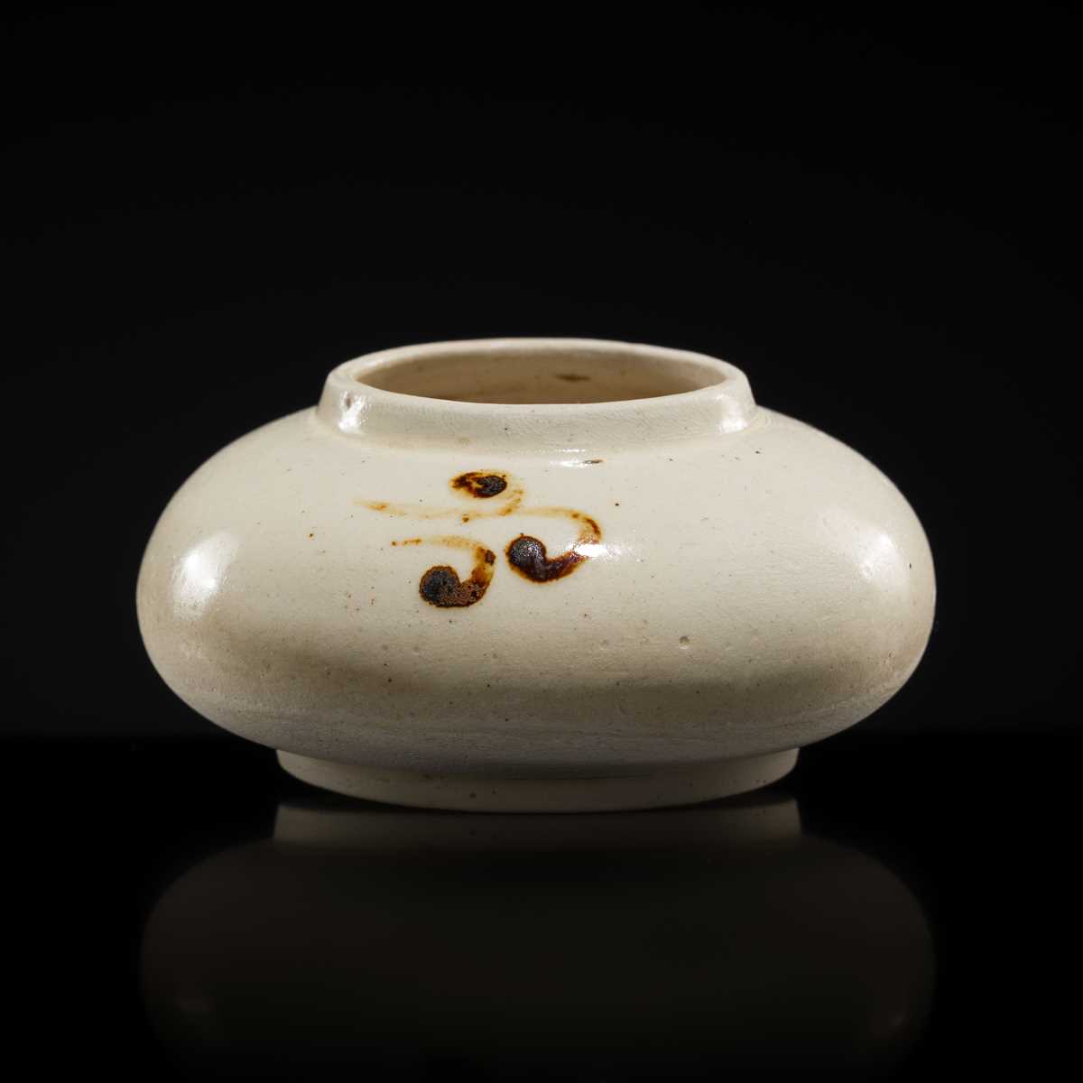 Lot 54 - A CIZHOU GLAZED WATER POT, SONG DYNASTY