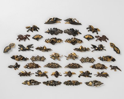 Lot 1311 - A FINE LOT WITH TWENTY PAIRS OF MIXED-METAL MENUKI