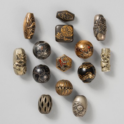 Lot 128 - A LOT WITH FOURTEEN MIXED-METAL OJIME