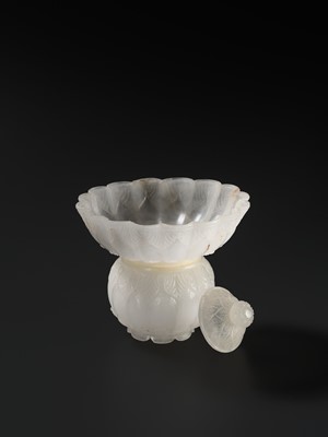 Lot 319 - A MUGHAL CARVED CRYSTAL VESSEL AND COVER, PIKDAN, 17TH-18TH CENTURY