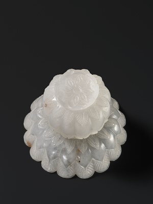 Lot 319 - A MUGHAL CARVED CRYSTAL VESSEL AND COVER, PIKDAN, 17TH-18TH CENTURY