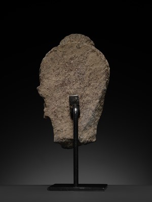 Lot 182 - A GRAY SCHIST HEAD OF BUDDHA, ANCIENT REGION OF GANDHARA, 2ND-3RD CENTURY