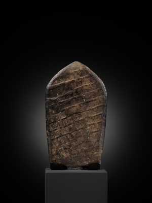 Lot 10 - A STONE STELE OF VISHNU, LATE MALLA, THREE KINGDOMS PERIOD