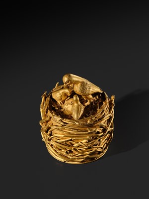Lot 85 - THE FALCON’S NEST: A MASSIVE GOLD BOX AND COVER (0.85 KG), PROBABLY ACHAEMENID OR PARTHIAN, CIRCA 550 BC–224 AD
