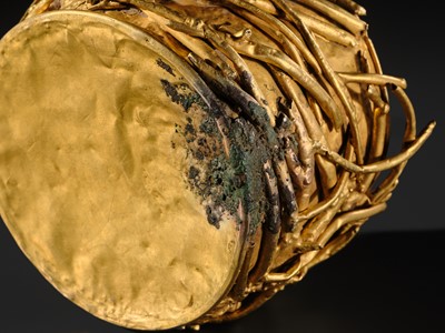 Lot 85 - THE FALCON’S NEST: A MASSIVE GOLD BOX AND COVER (0.85 KG), PROBABLY ACHAEMENID OR PARTHIAN, CIRCA 550 BC–224 AD