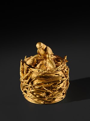 Lot 85 - THE FALCON’S NEST: A MASSIVE GOLD BOX AND COVER (0.85 KG), PROBABLY ACHAEMENID OR PARTHIAN, CIRCA 550 BC–224 AD