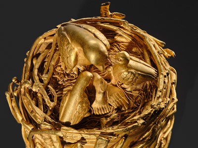Lot 85 - THE FALCON’S NEST: A MASSIVE GOLD BOX AND COVER (0.85 KG), PROBABLY ACHAEMENID OR PARTHIAN, CIRCA 550 BC–224 AD