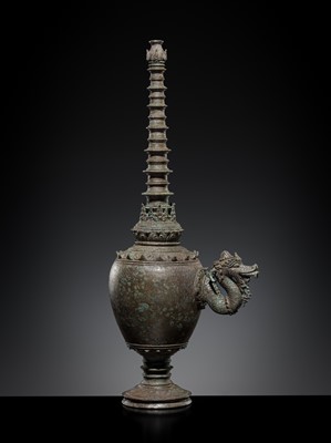 Lot 680 - A BRONZE HOLY WATER VESSEL, KAMANDALU, EAST JAVA, 13TH-14TH CENTURY
