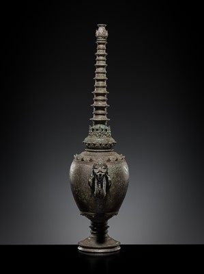 Lot 680 - A BRONZE HOLY WATER VESSEL, KAMANDALU, EAST JAVA, 13TH-14TH CENTURY