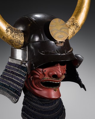 Lot 94 - A LACQUERED IRON ZUNARI KABUTO WITH HORNED WAKIDATE AND RESSEI MENPO, WITH NKBKHK KICHO SHIRYO CERTIFICATE