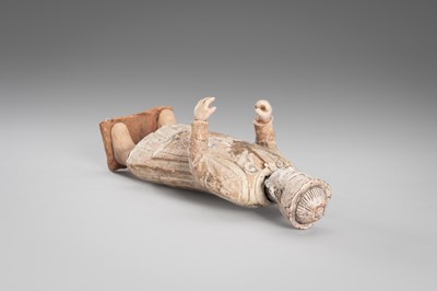 Lot 1097 - A PAINTED POTTERY FIGURE OF A NOBLEMAN, MING DYNASTY